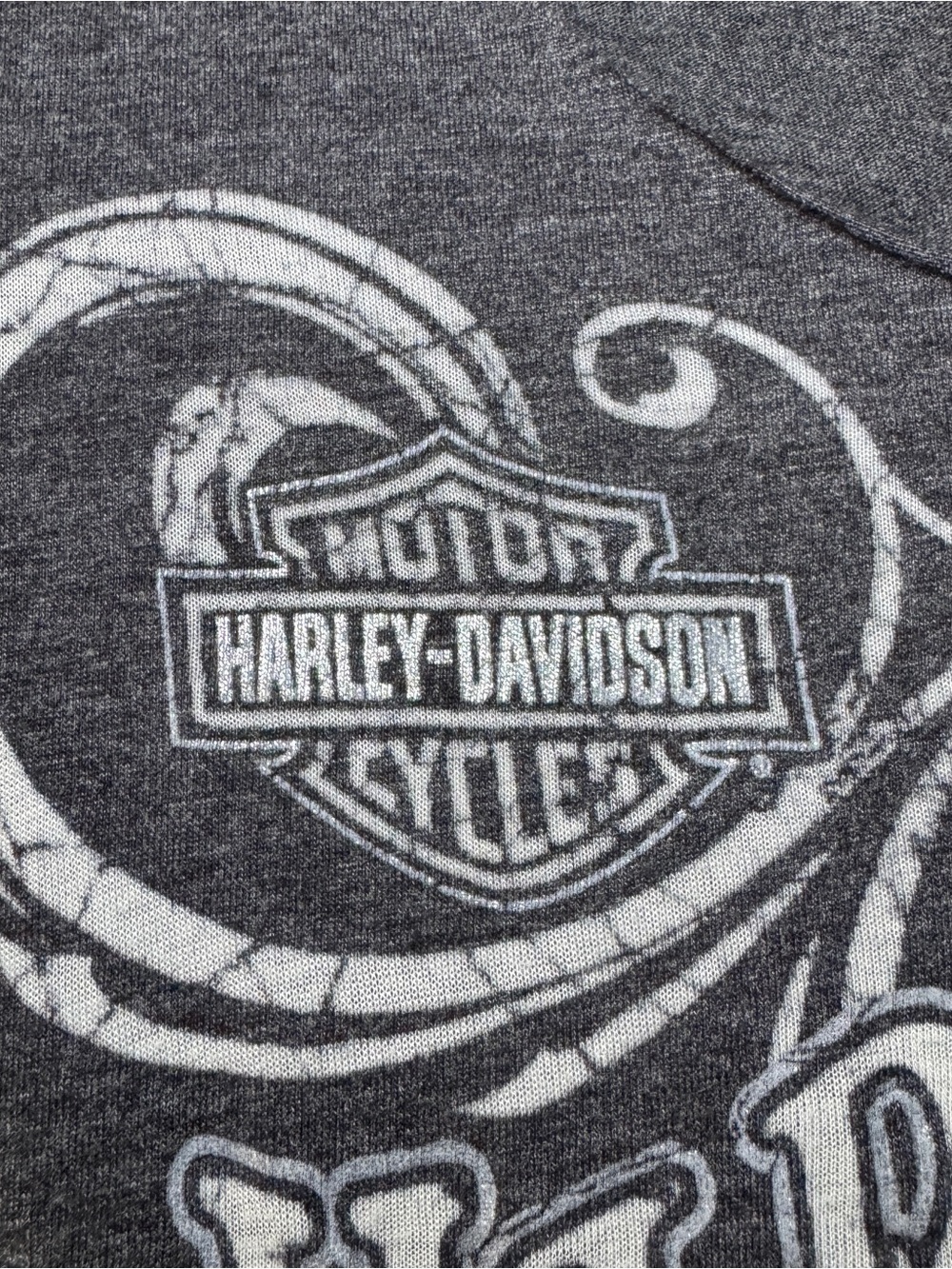 Vintage Harley-Davidson Embellished Skull Graphic T-Shirt- Cutout Back Detail - Picture 8 of 10